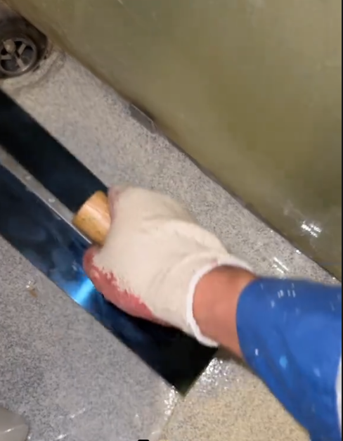 dịch-vụ-sơn-s&agrave;n-terrazzo-epoxy