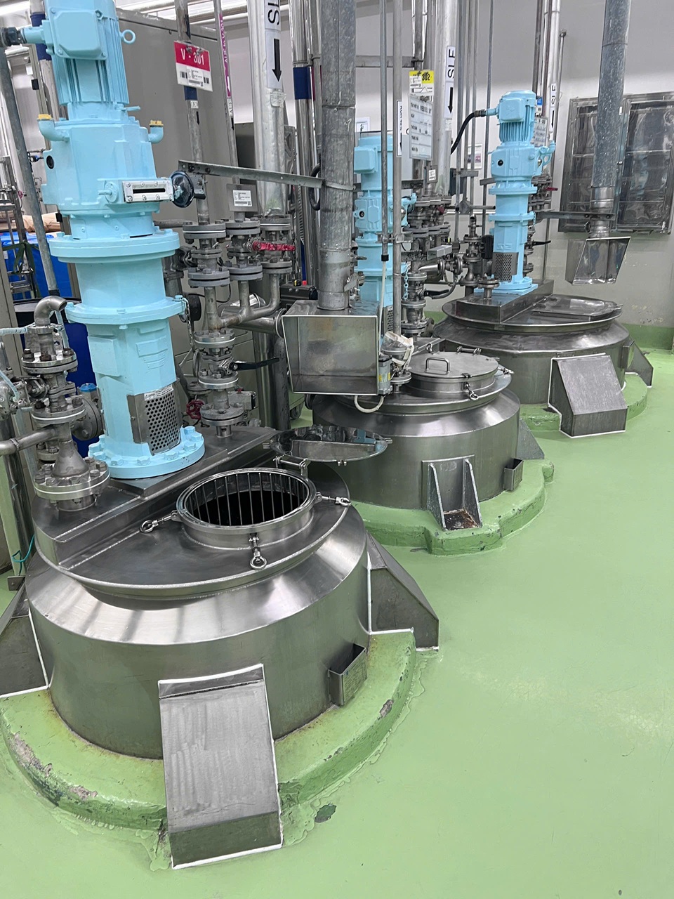 đánh-bóng-bồn-inox